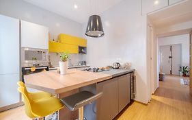 Bright Apartment A Few Steps From Via Garibaldi